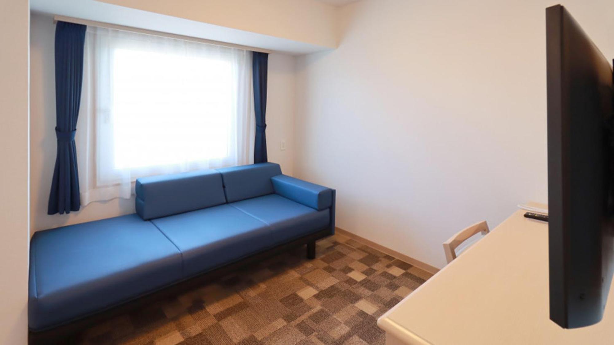 Toyoko Inn Chigasaki Shiyakusho Стая снимка