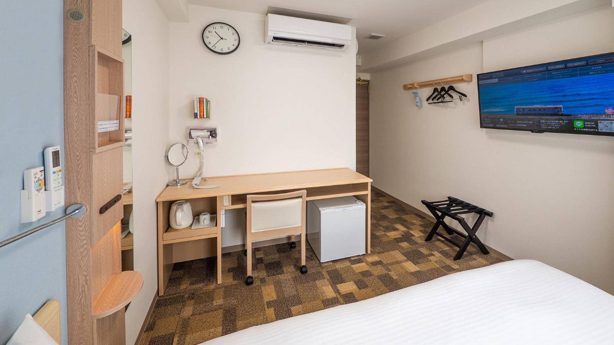 Toyoko Inn Chigasaki Shiyakusho Стая снимка